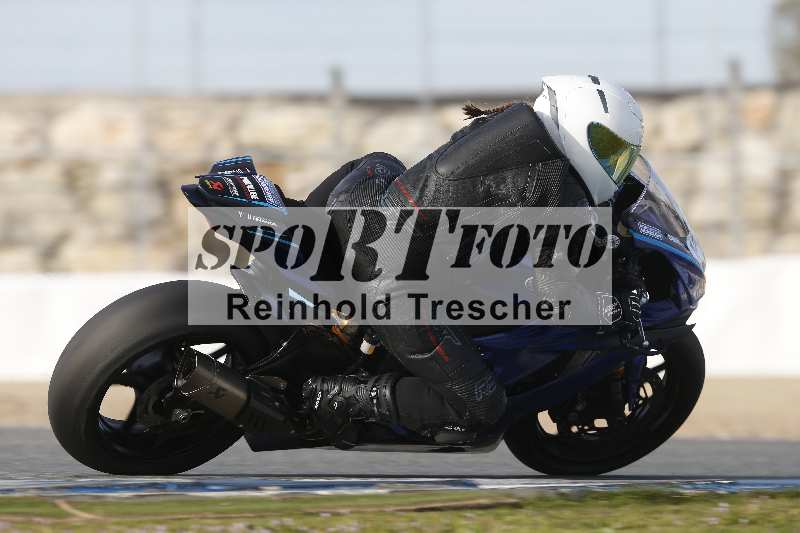 /Archiv-2024/01 26.-28.01.2024 Moto Center Thun Jerez/Gruppe gruen-green/backside